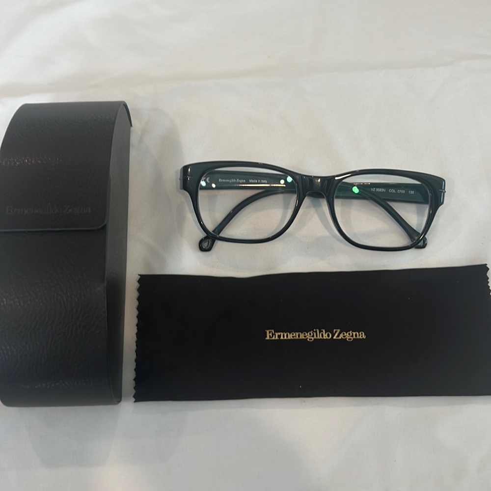 Ermenegildo Zegna optical glasses in good condition.